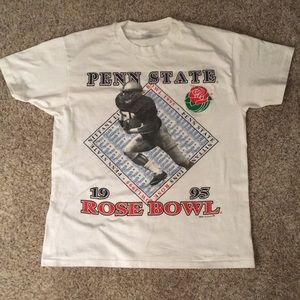 Vintage Mens Penn State t-shirt.